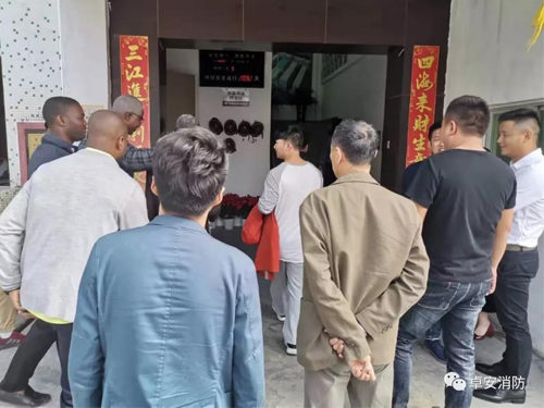 热烈欢迎非洲客户莅临公司考察指导